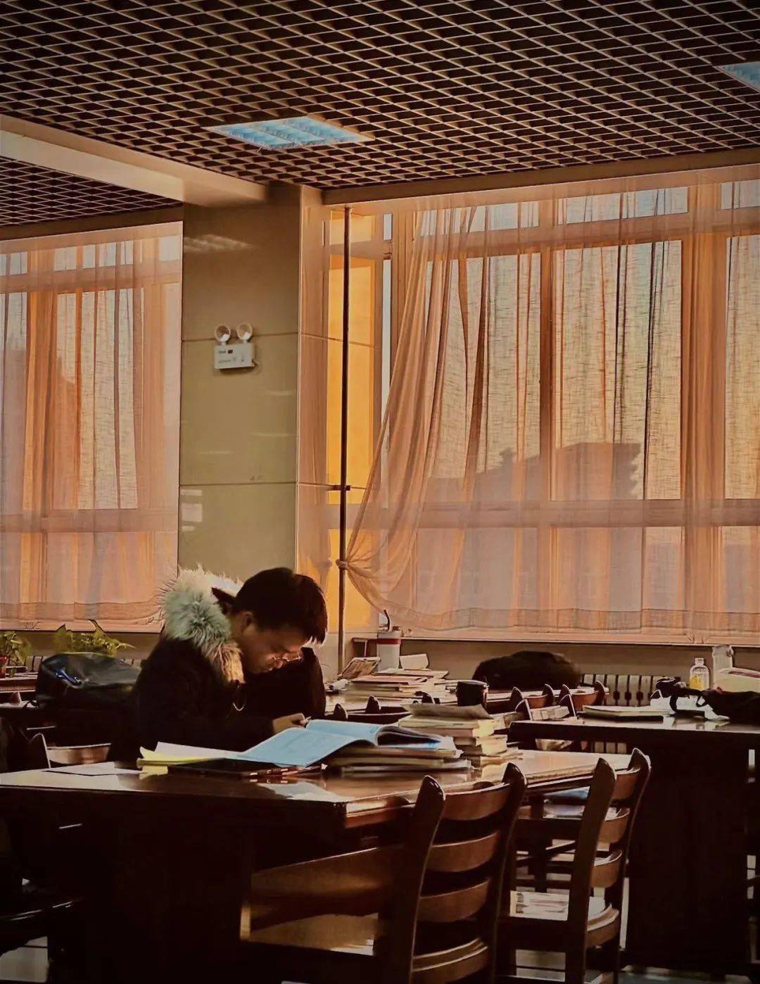 考研成功上岸祝福_祝考研成功上岸八個字_考研上岸祝賀語