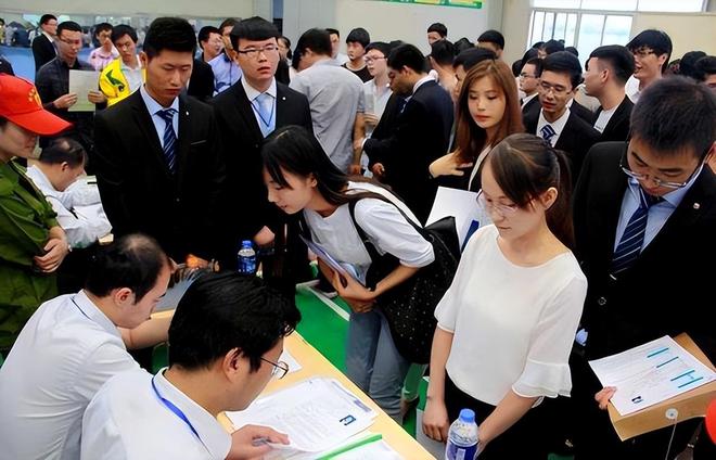 爛專業沒必要認真學_爛專業毀一生_十大最爛專業