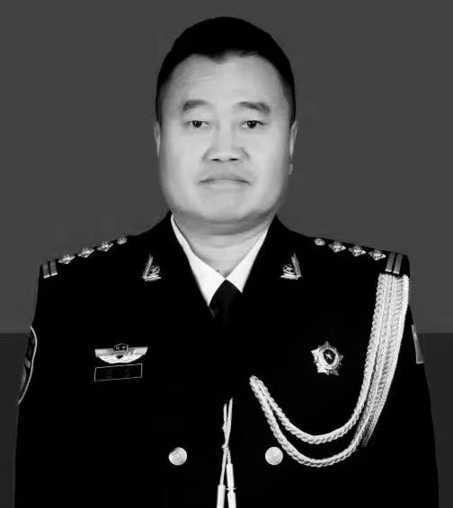 什么叫袍澤_袍澤比喻_袍澤是什么意思