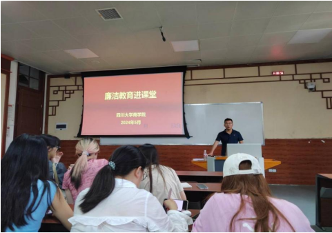 福建高等商業?？茖W校多少分_福建商業高等?？茖W校_福建高等商業專科學校是中專嗎